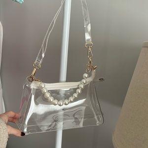 Clear package with detachable pear detail- perfect for bride!